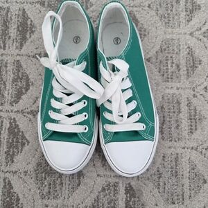 Kids Green Canvas Sneakers